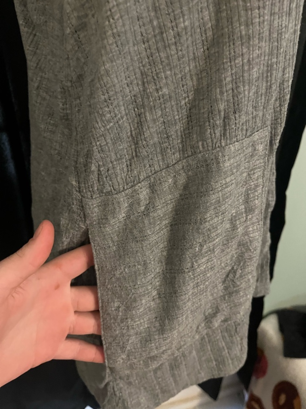 BCBGeneration Light Gray Scoop Neck Knit Tank - Picture 4 of 4